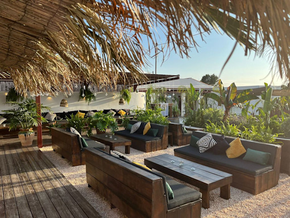 Restaurant 150 Pax + 2 Bedroom House With Pool