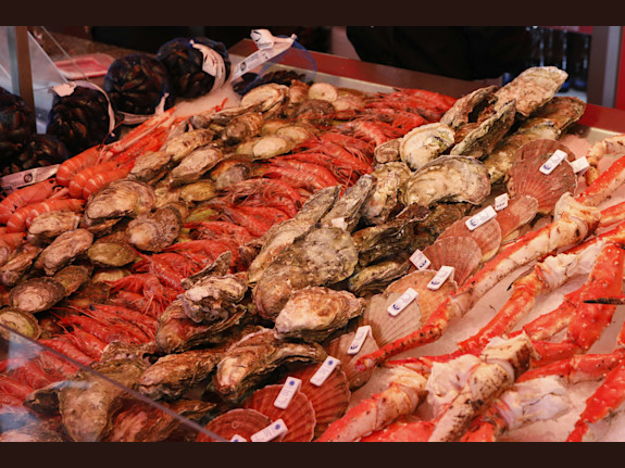 Seafood and Barbecue Takeout