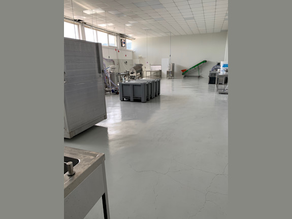 Artisan Juicing And Bottling Facility In Greece