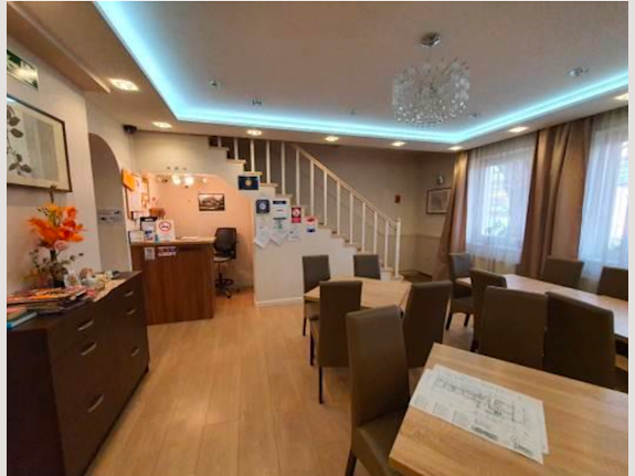 12-room Working Boarding House for Sale in Vecsés