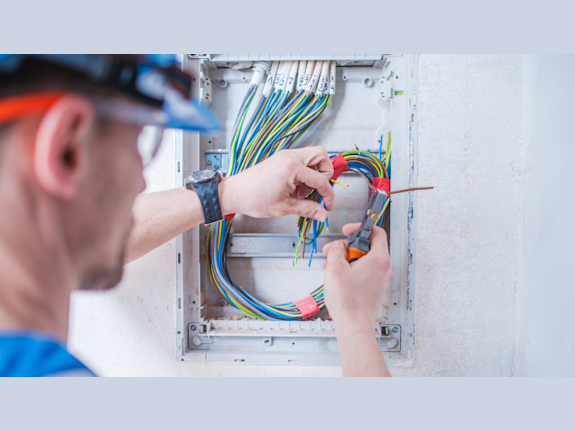 Electric & Solar Company