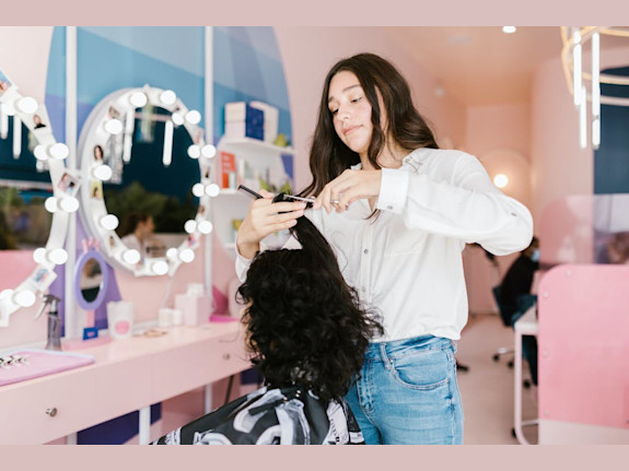 Full Service Modern Upscale Salon in Las Vegas, NV