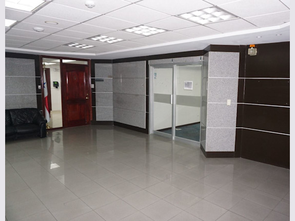 Office for sale in Obarrio, Panama