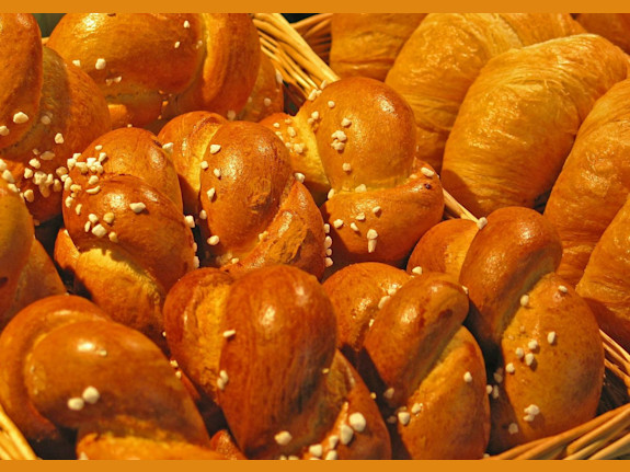 Established Retail Bakery serving Westside of Cleveland