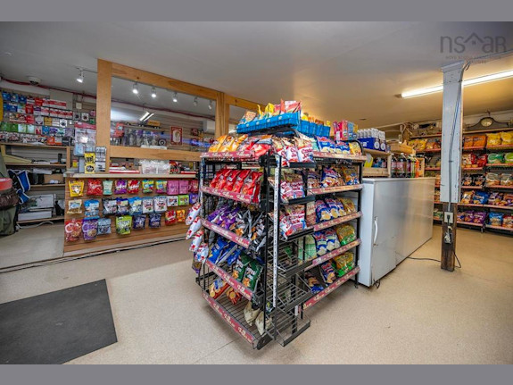 Centre Burlington Gas and Variety