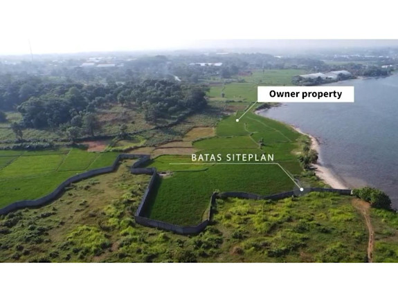 Bandengan Beachfront For Sale