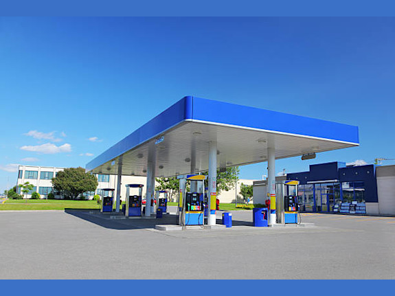 Profitable Gas Station with Food Retail Outlets