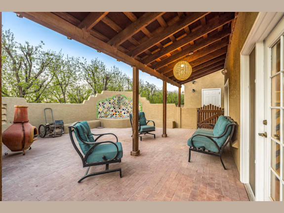 Mixed- Use Stellar Location High -End Rehab!