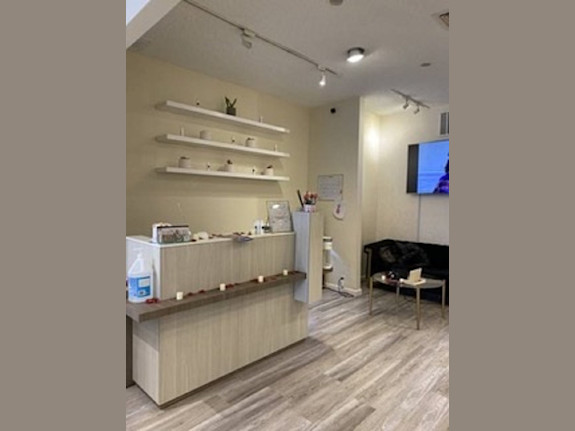 Highly Rated Upscale Beauty Salon For Sale in PA