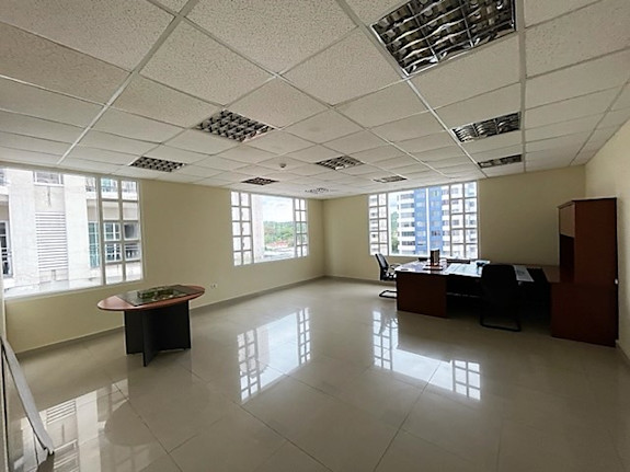 Office For Sale In Camino De Cruces, Panama City