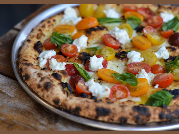 30 Yrs Est – Pizzeria, Restaurant & More in Melbourne