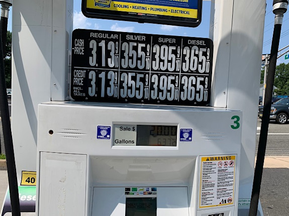 Commercial Area Fuel Station for Sale in NJ