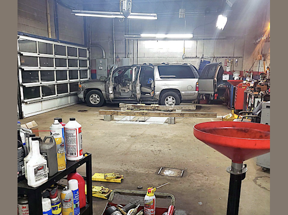 Well Reviewed Auto Repair Shop For Sale in NY