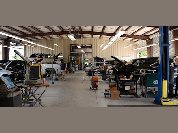 Very Profitable Mobile Auto Collision Business.