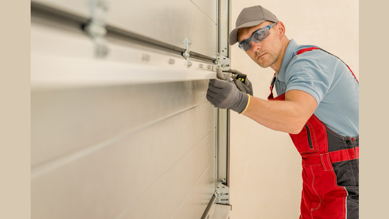 Residential and Commercial Garage Doors, Gates