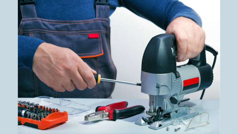 Commercial & Industrial Equipment Repair Business