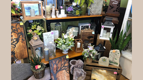 Floral/Gift Shop – Iconic Space – Est. Business