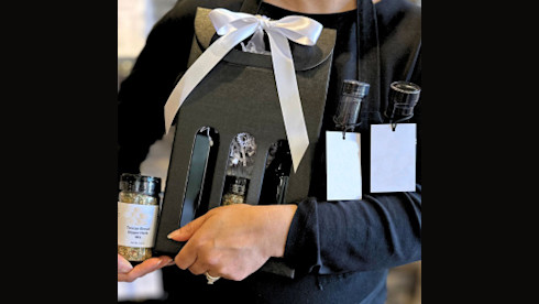 Charming Specialty Food Store w Loyal Clients