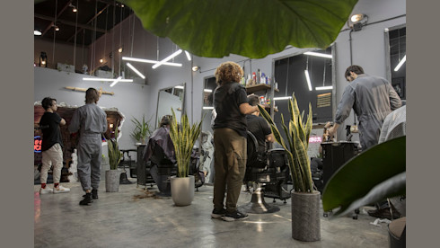 Fantastic Sams 2x Locations Absentee Owner