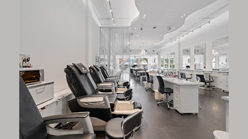 Established Upscale Business in Coral Gables