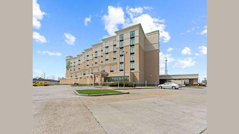 Stunning Hotel For Sale in Baton Rouge, Louisiana