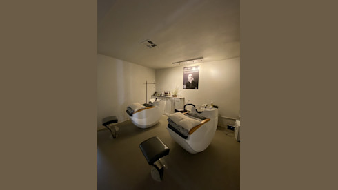 Modern Hair Salon in Arcadia