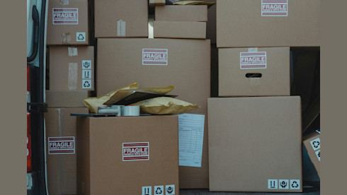 Well-Established Turnkey Packing & Shipping Store