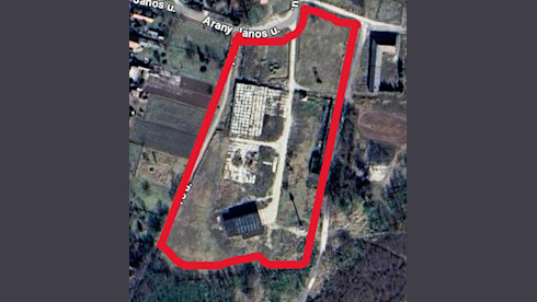 Massive Mixed Zone Plot 30 Min From Budapest