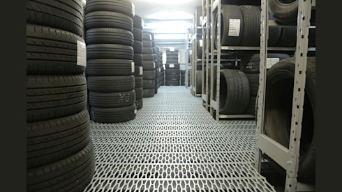 50-Year Legacy Tire Shop with Real Estate