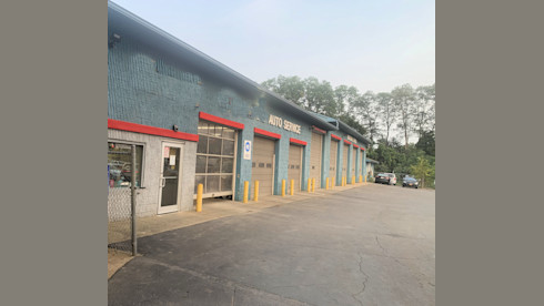 Equipped Auto Repair Building For Sale Or Lease