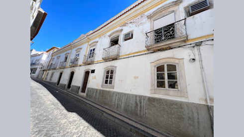 Prestigious Historic Renovation, Elvas, Portugal