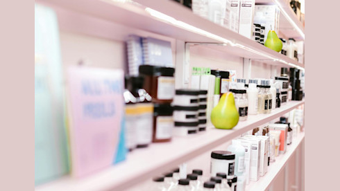 Reputable Beauty Supply Company With Building For Sale in Eastern Ontario