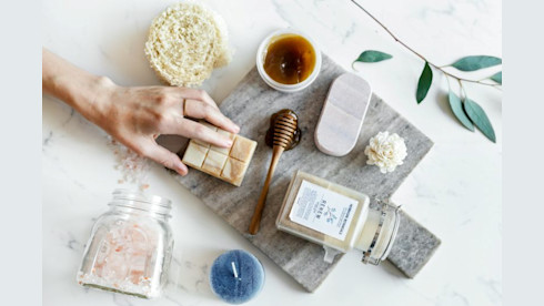 Women-Owned E-Commerce Shower Bomb Business