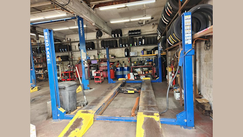 Auto Repair Center For Sale in New York