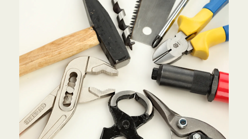 4 Active DIY Stores in Various Italian Regions