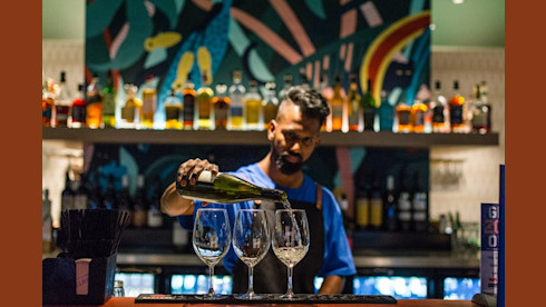 Iconic Hightail Pub, Bar, & Grill -Melbourne