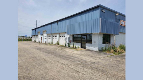 Commercial Building off Beltline