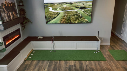 Indoor Golf Facility