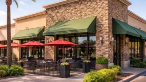 High-Volume Fast-Casual Franchise / $1.5M Sales / Prime Tempe Area