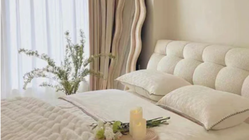 Aesthetic Bedding & Luxe Decor Essentials