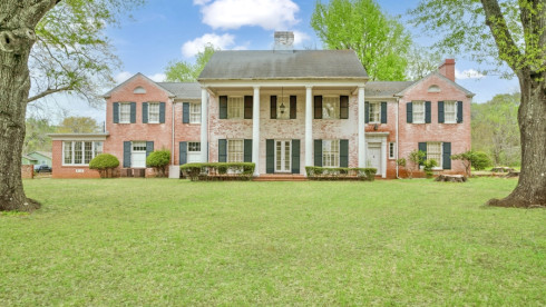 Historic Colonial Home for Wedding Venue or B&B