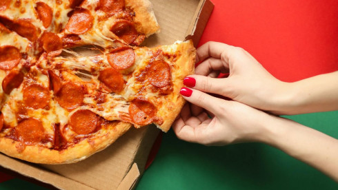 Profitable & Established Pizza Restaurant in Prime Location for Sale