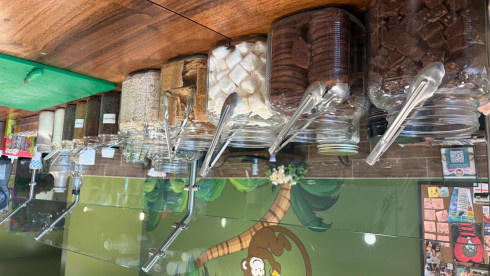 Smoothie & Protein Shake Café