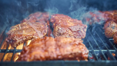 Profitable BBQ Restaurant with Stellar Reviews