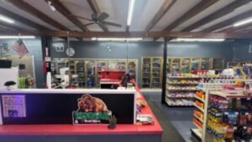 Absentee-Owned Gas Station w/ House in Hartsfield