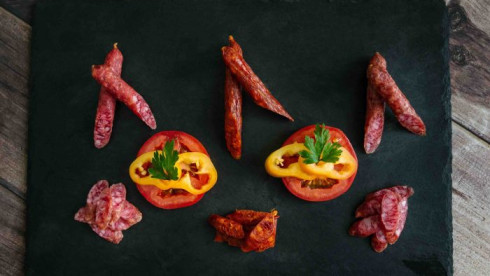 EU Meat and Vegan Meat Plant - Minority Stake