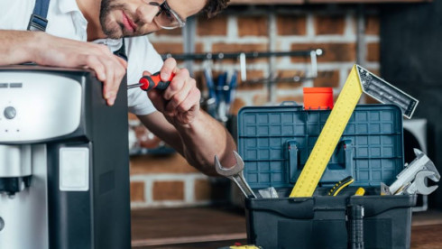 Repair & Installation Services to Restaurant and Hospitality Industry