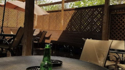 Neighborhood Bar for Sale in New York