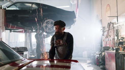 Turnaround Auto Body and Mech Shop in SE MN