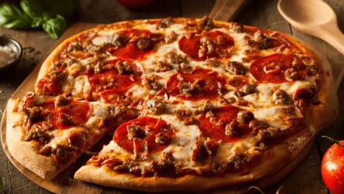 Renovated /  Pizza Franchise in a Prime Tourist Destination